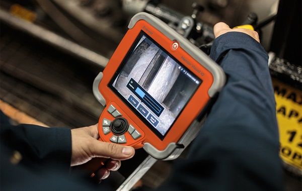 專業(yè)級工業(yè)用內(nèi)窺鏡具有符合人機工程學的外觀設計